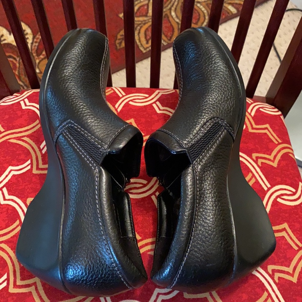 Shoes - Picture 10 of 13